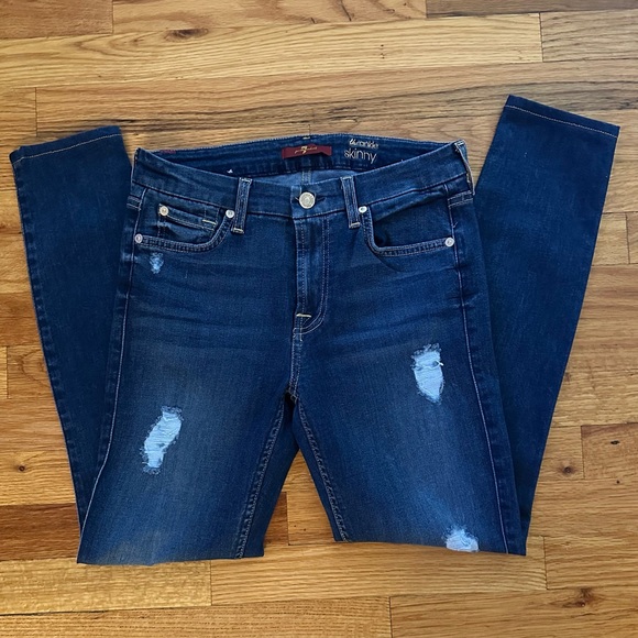 🎉Host Pick 🎊7 for ALL MANKIND the ankle skinny 28 - Picture 1 of 8